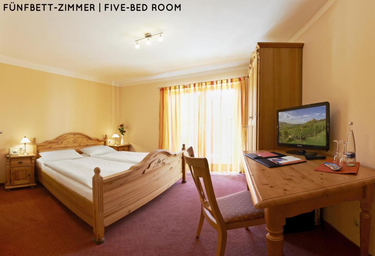 Hotel Hanauerhof Апенвайер Стая снимка
