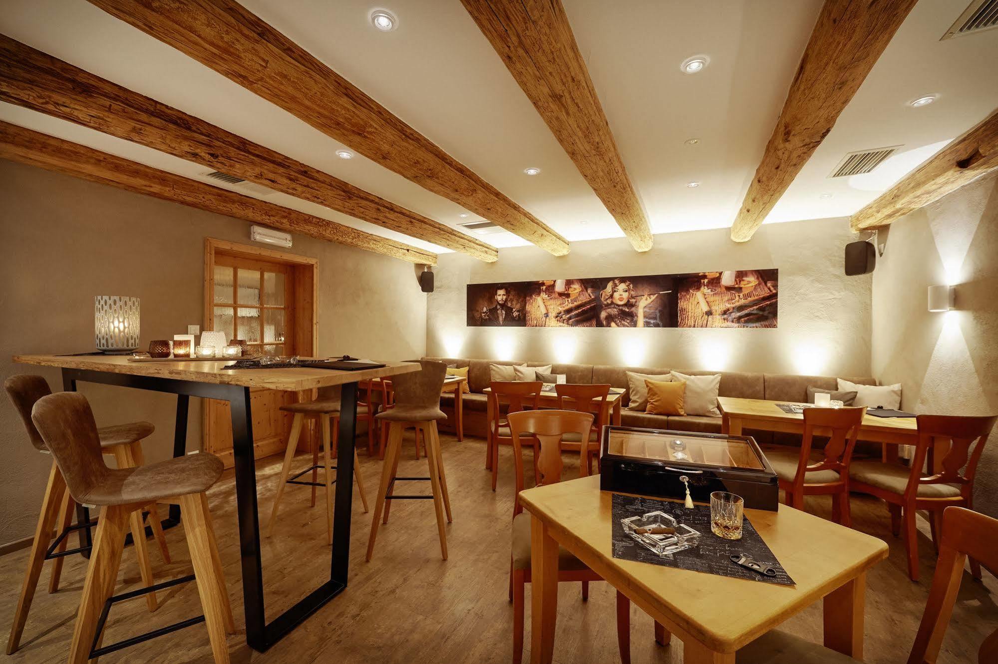 Hotel Hanauerhof Апенвайер Екстериор снимка